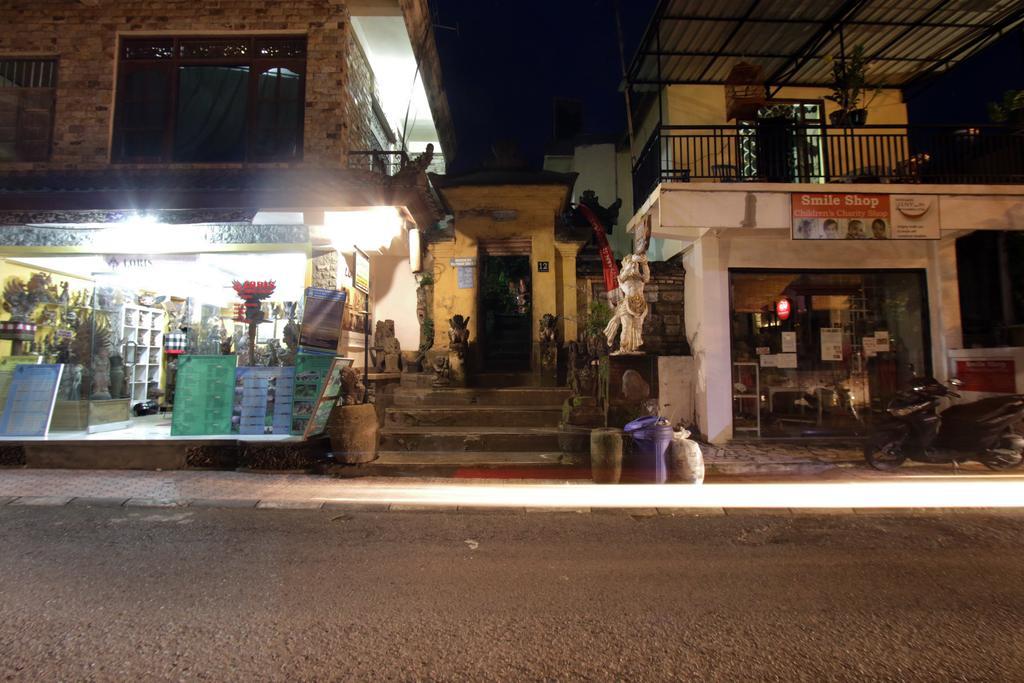 Loris Homestay อูบุด ภายนอก รูปภาพ