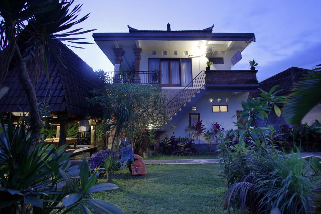 Loris Homestay อูบุด ภายนอก รูปภาพ