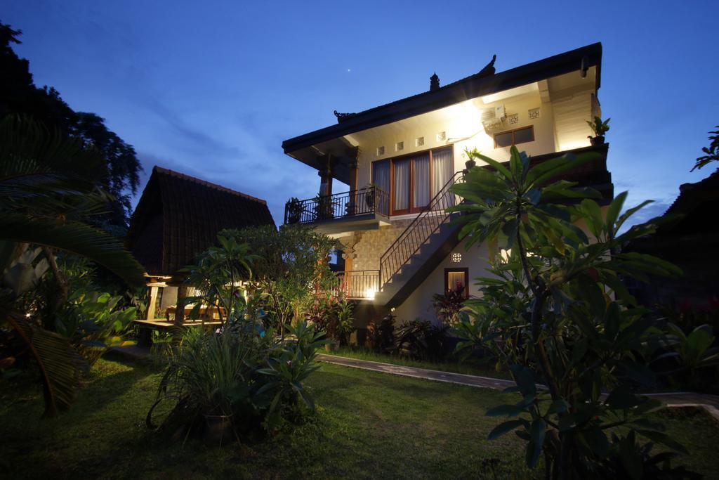Loris Homestay อูบุด ภายนอก รูปภาพ