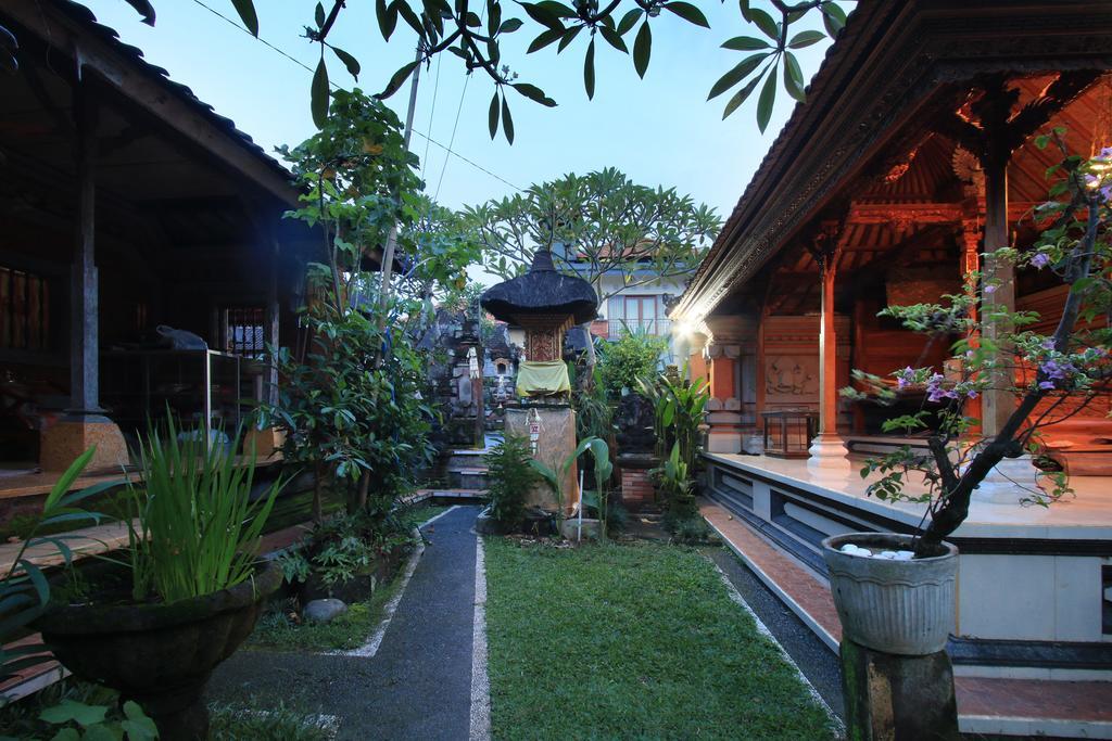 Loris Homestay อูบุด ภายนอก รูปภาพ
